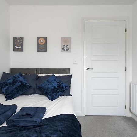 Two Bedroom Apartment - Milton Keynes By Aryas Properties Broughton  Екстериор снимка