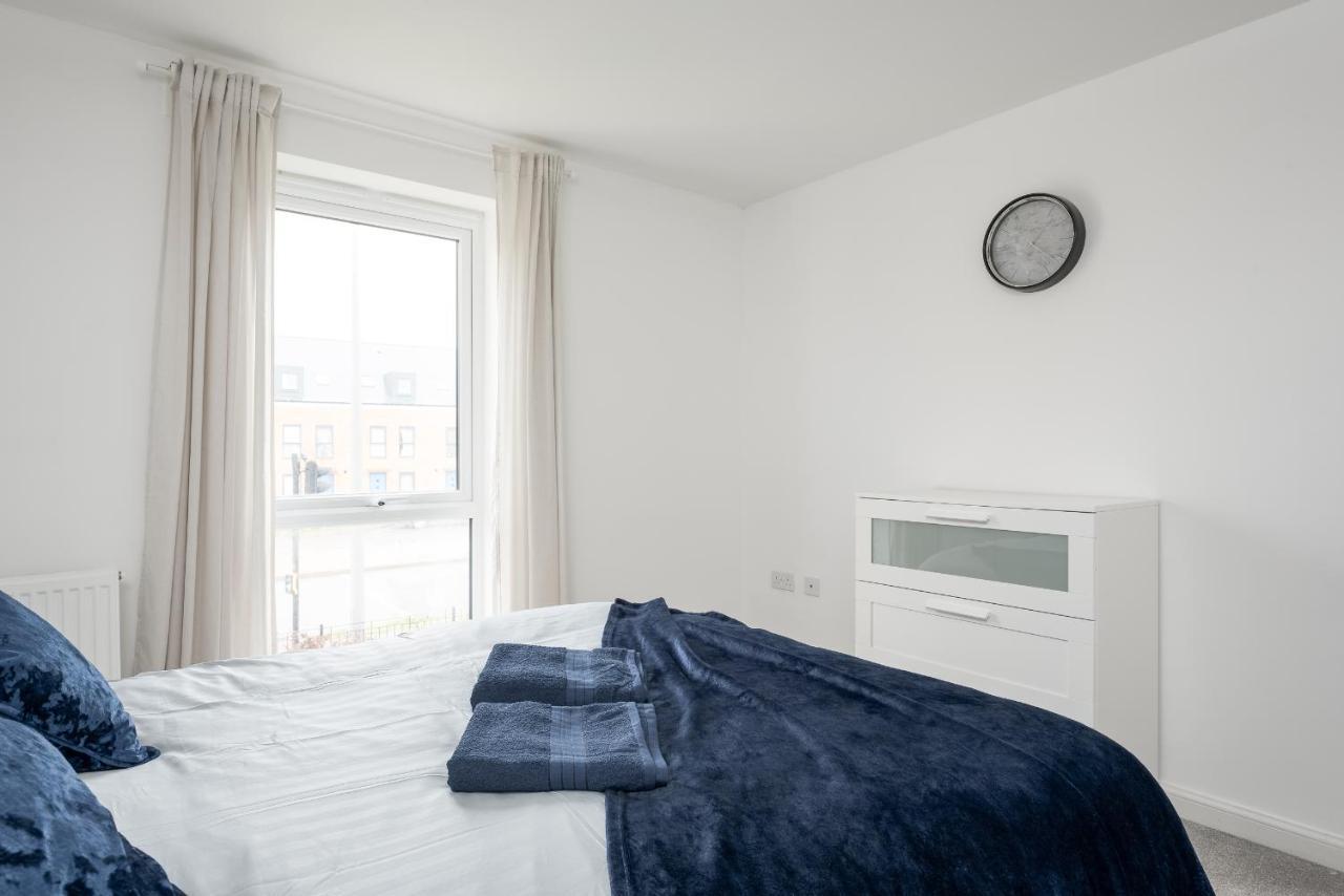 Two Bedroom Apartment - Milton Keynes By Aryas Properties Broughton  Екстериор снимка